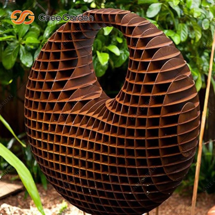 Customized Size Outdoor Garden Decor Sculpture