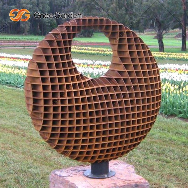 Customized Size Outdoor Garden Decor Sculpture